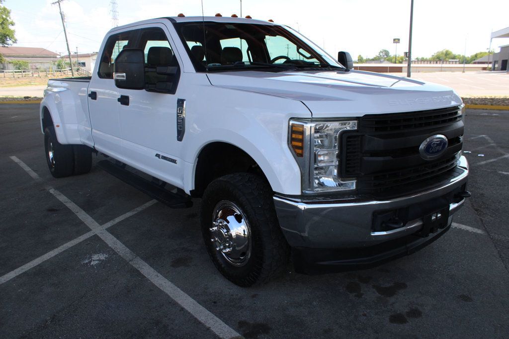 2019 Ford Super Duty F-350 DRW XL 4WD Crew Cab 8' Box - 23068895 - 1