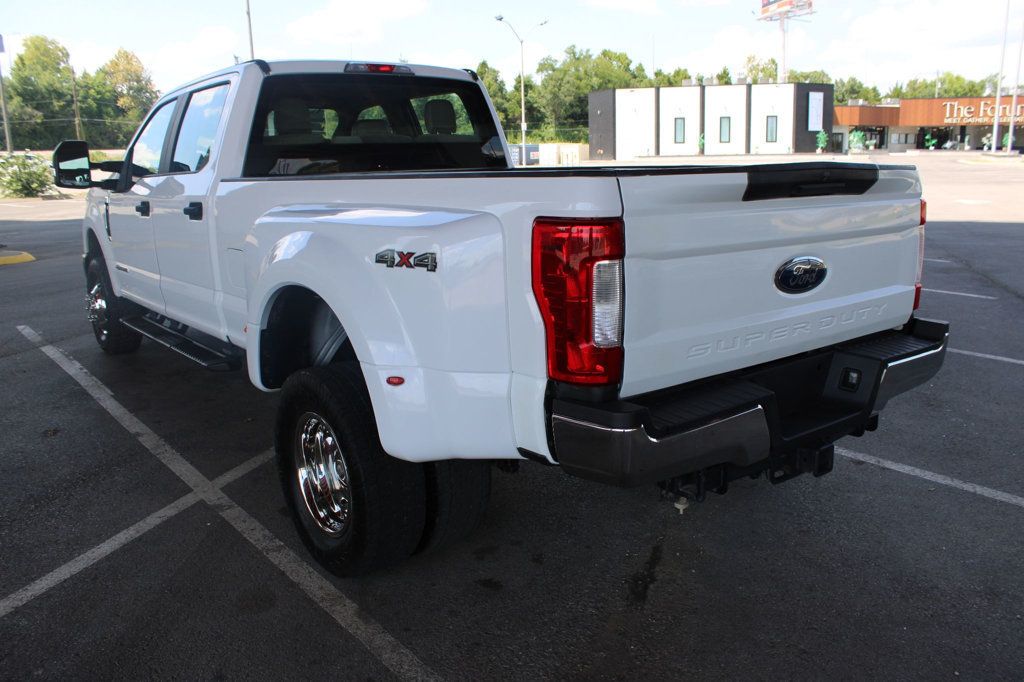 2019 Ford Super Duty F-350 DRW XL 4WD Crew Cab 8' Box - 23068895 - 5