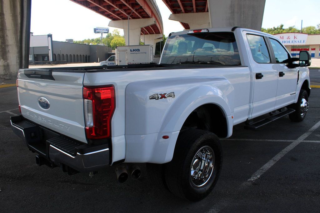 2019 Ford Super Duty F-350 DRW XL 4WD Crew Cab 8' Box - 23068895 - 7