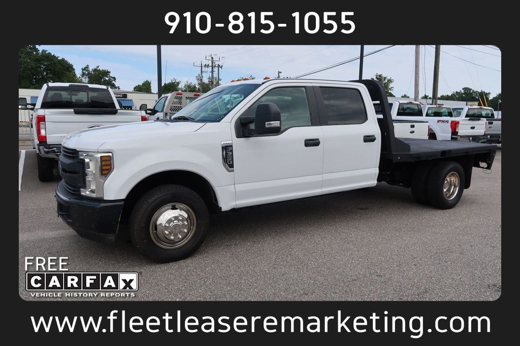 2019 Ford Super Duty F-350 DRW Cab-Chassis F350SD 2WD Crew Cab 11' Flatbed DRW GAS - 22554550 - 0