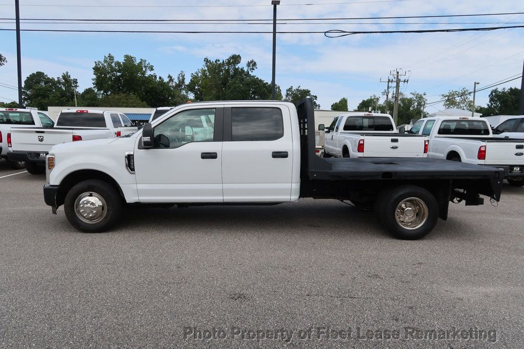 2019 Ford Super Duty F-350 DRW Cab-Chassis F350SD 2WD Crew Cab 11' Flatbed DRW GAS - 22554550 - 1