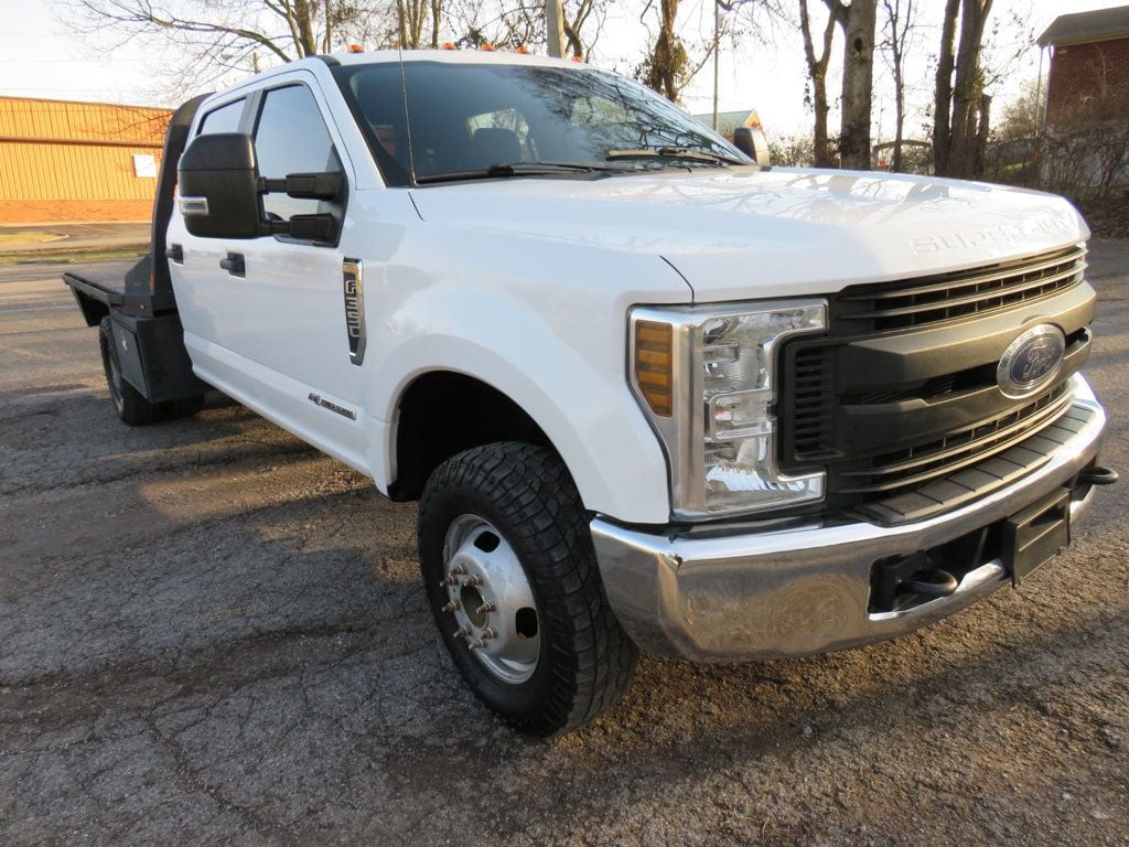 2019 Ford Super Duty F-350 DRW Cab-Chassis FLAT BED - 22774046 - 3