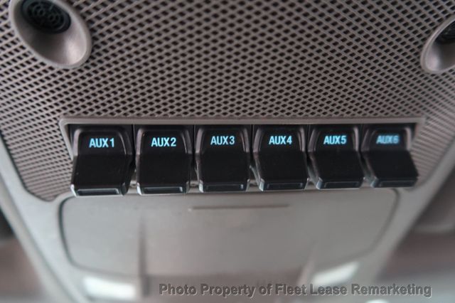 2019 Ford Super Duty F-350 SRW F350SD 4WD Supercab Utility XLT - 22984061 - 37