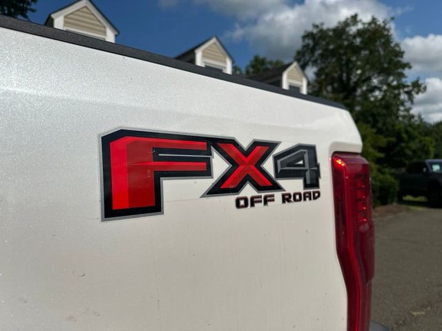 2019 Ford Super Duty F-350 SRW Lariat Ultimate FX4 - 23058482 - 10