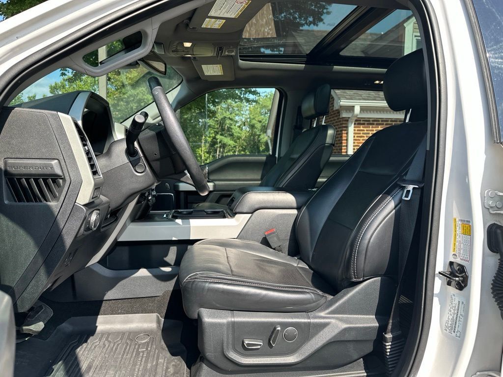 2019 Ford Super Duty F-350 SRW Lariat Ultimate FX4 - 23058482 - 24