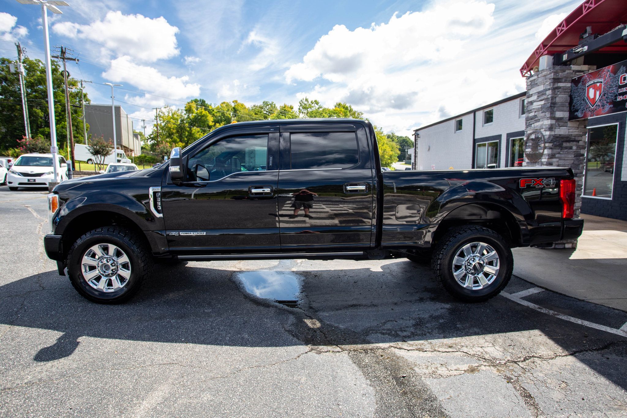 2019 Ford F-350 Platinum photo 8