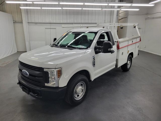 2019 Ford Super Duty F-350 SRW XL 2WD Reg Cab 8' Box - 22449643 - 0