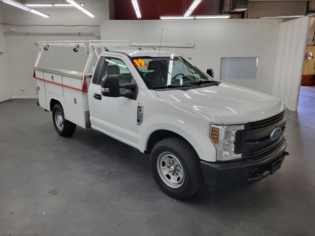 2019 Ford Super Duty F-350 SRW XL 2WD Reg Cab 8' Box - 22449643 - 2