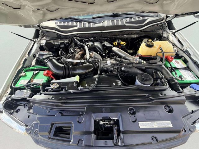 2019 Ford Super Duty F-350 SRW XLT 4x4 4dr Crew Cab 6.8 ft. SB SRW Pickup - 23030936 - 12