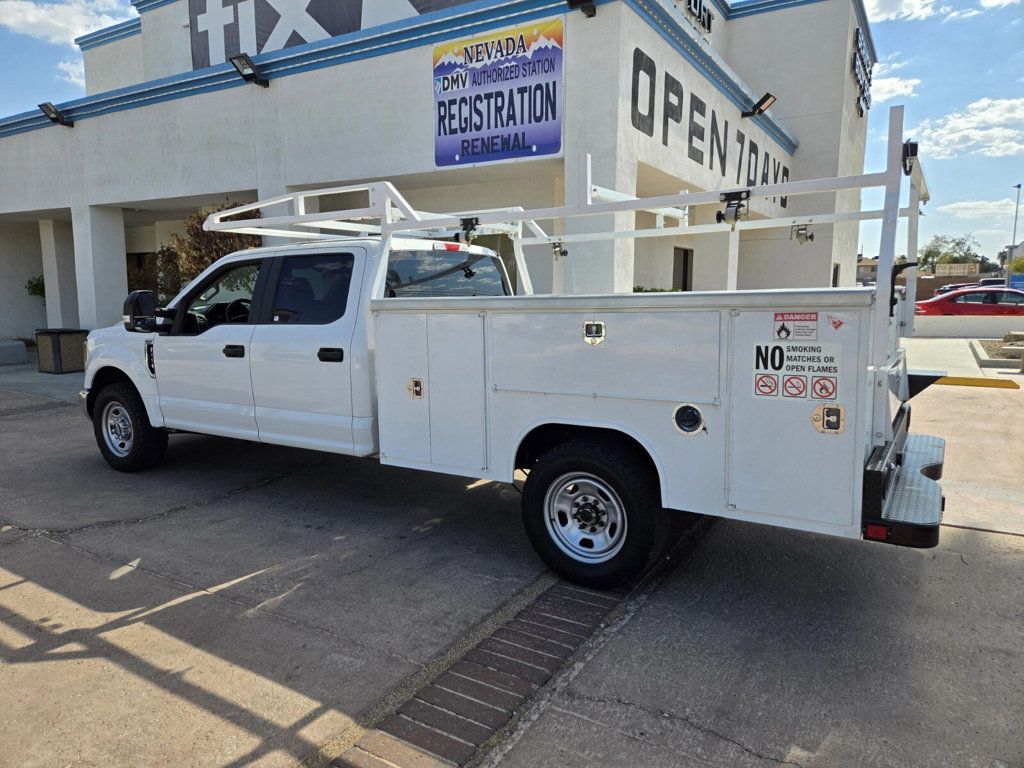 2019 Ford Super Duty F-350 SRW Cab-Chassis XL 2WD Crew Cab 179" WB 60" CA - 22629664 - 2