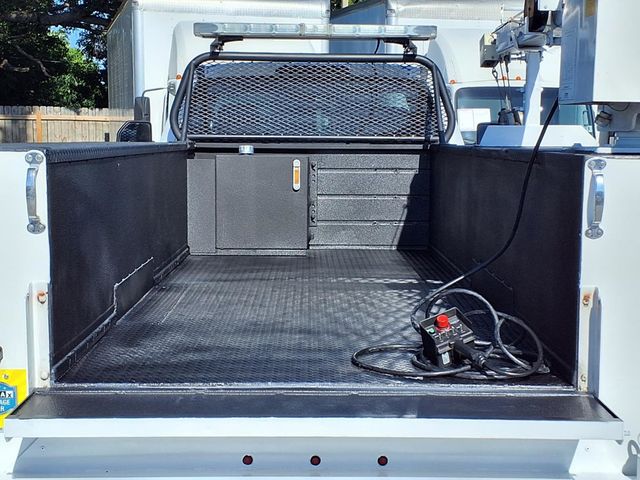 2019 Ford Super Duty F-450 DRW Cab-Chassis 11' Utility Truck w/Crane - 23019292 - 19