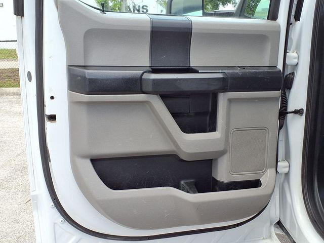 2019 Ford Super Duty F-450 DRW Cab-Chassis 12' Flatbed - 23032307 - 15
