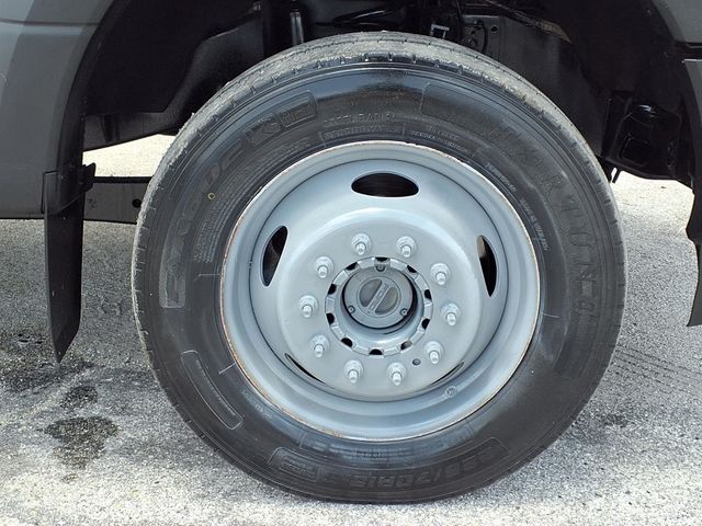 2019 Ford Super Duty F-450 DRW Cab-Chassis 12' Flatbed - 23032307 - 32