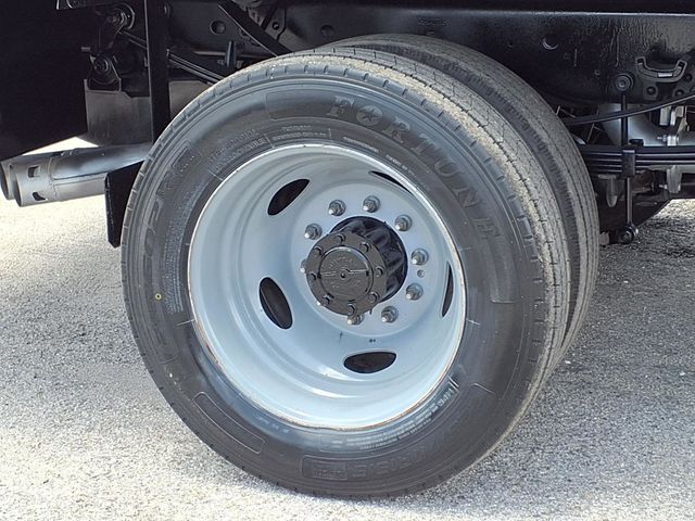 2019 Ford Super Duty F-450 DRW Cab-Chassis 12' Flatbed - 23032307 - 34