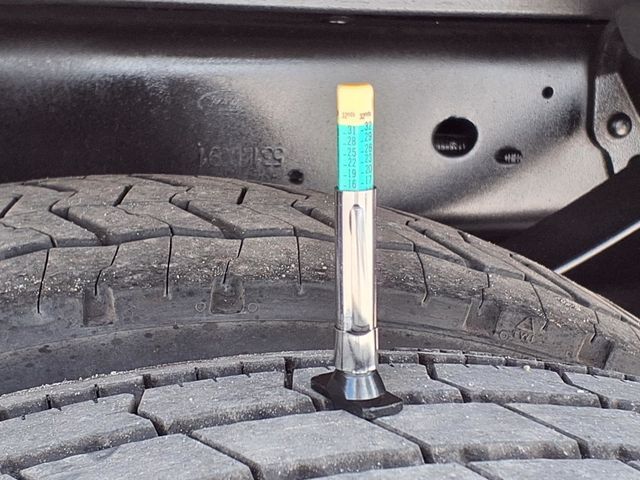 2019 Ford Super Duty F-450 DRW Cab-Chassis 12' Flatbed - 23032307 - 38