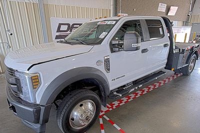 2019 Ford Super Duty F-450 DRW Cab-Chassis