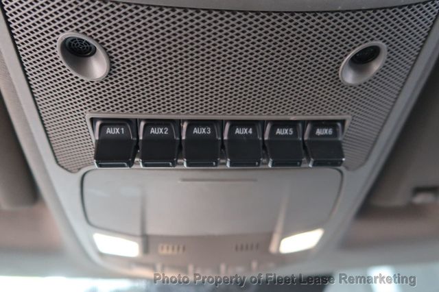 2019 Ford Super Duty F-550 DRW F550SD 4WD Crew Cab 11' Flatbed - 23016940 - 38