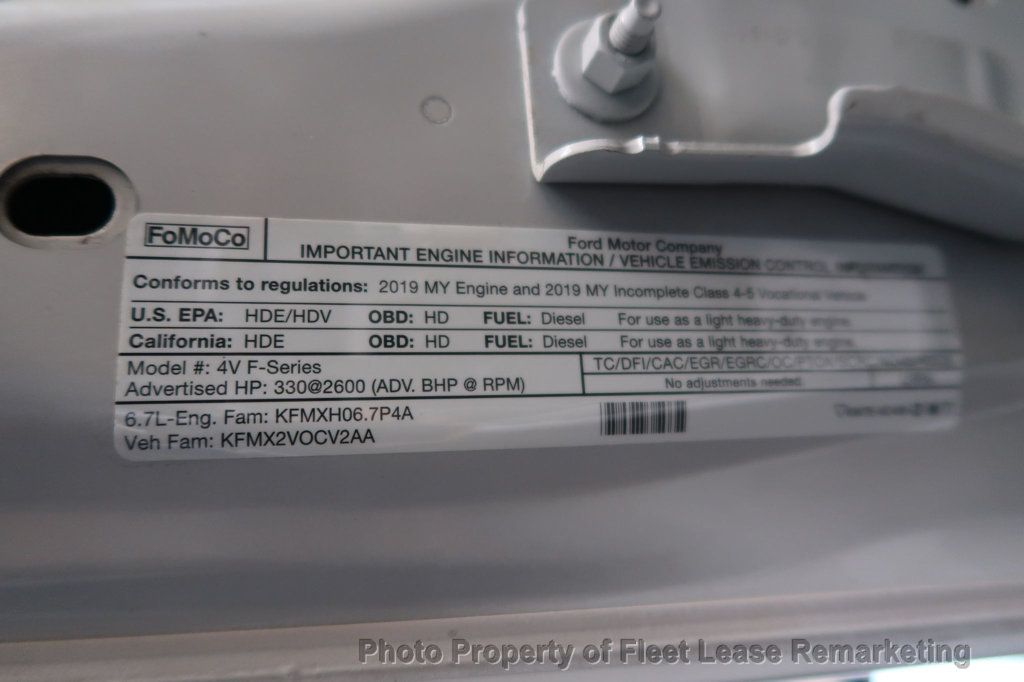 2019 Ford Super Duty F-550 DRW F550SD 4WD Crew Cab 11' Flatbed - 23016940 - 43