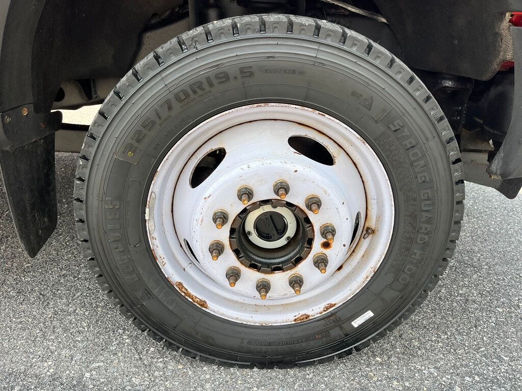 2019 Ford Super Duty F-550 DRW ONE OWNER - CLEAN CARFAX - WORKHORSE - 23035678 - 9