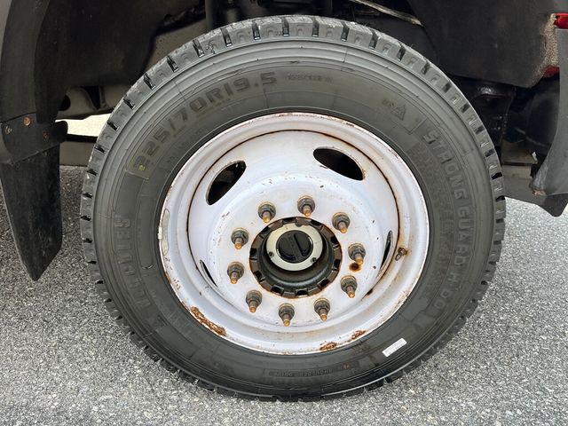 2019 Ford Super Duty F-550 DRW ONE OWNER - CLEAN CARFAX - WORKHORSE - 23035678 - 9