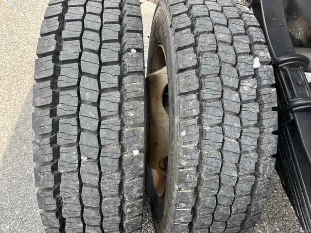 2019 Ford Super Duty F-550 DRW ONE OWNER - CLEAN CARFAX - WORKHORSE - 23035678 - 42