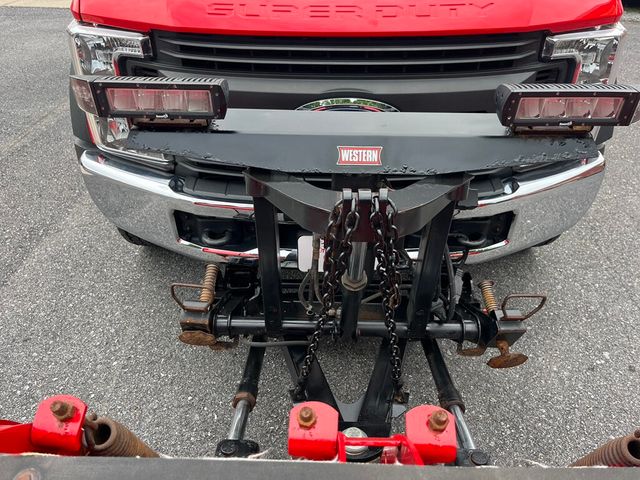 2019 Ford Super Duty F-550 DRW ONE OWNER - CLEAN CARFAX - WORKHORSE - 23035678 - 53