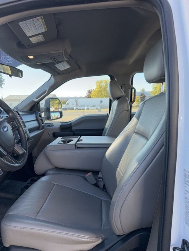 2019 Ford Super Duty F-550 DRW XL - 22938385 - 4