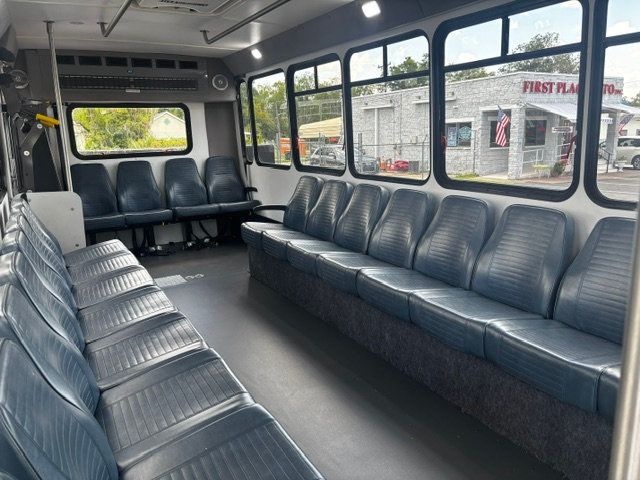 2019 Ford SUPER DUTY SHUTTLE E-450 BUS - 23004848 - 9
