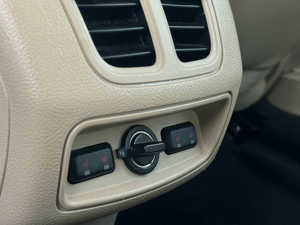 2019 Ford Taurus NEW TIRES!! DETAILED AND SERVICE DONE! - 22933372 - 19