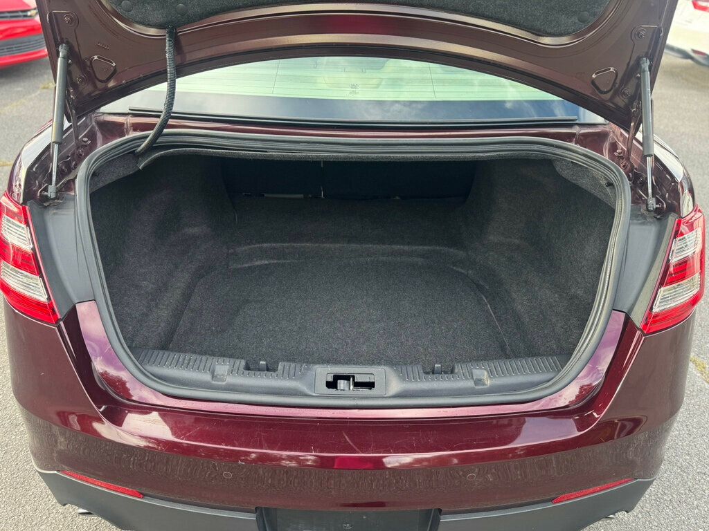 2019 Ford Taurus NEW TIRES!! DETAILED AND SERVICE DONE! - 22933372 - 39