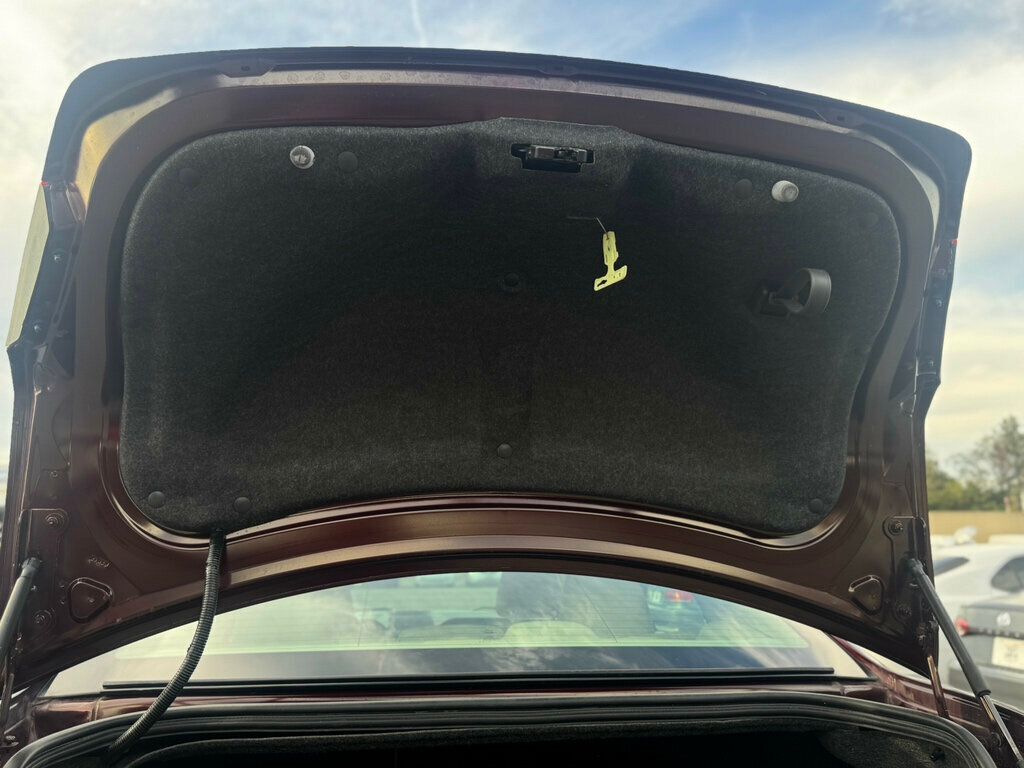 2019 Ford Taurus NEW TIRES!! DETAILED AND SERVICE DONE! - 22933372 - 41