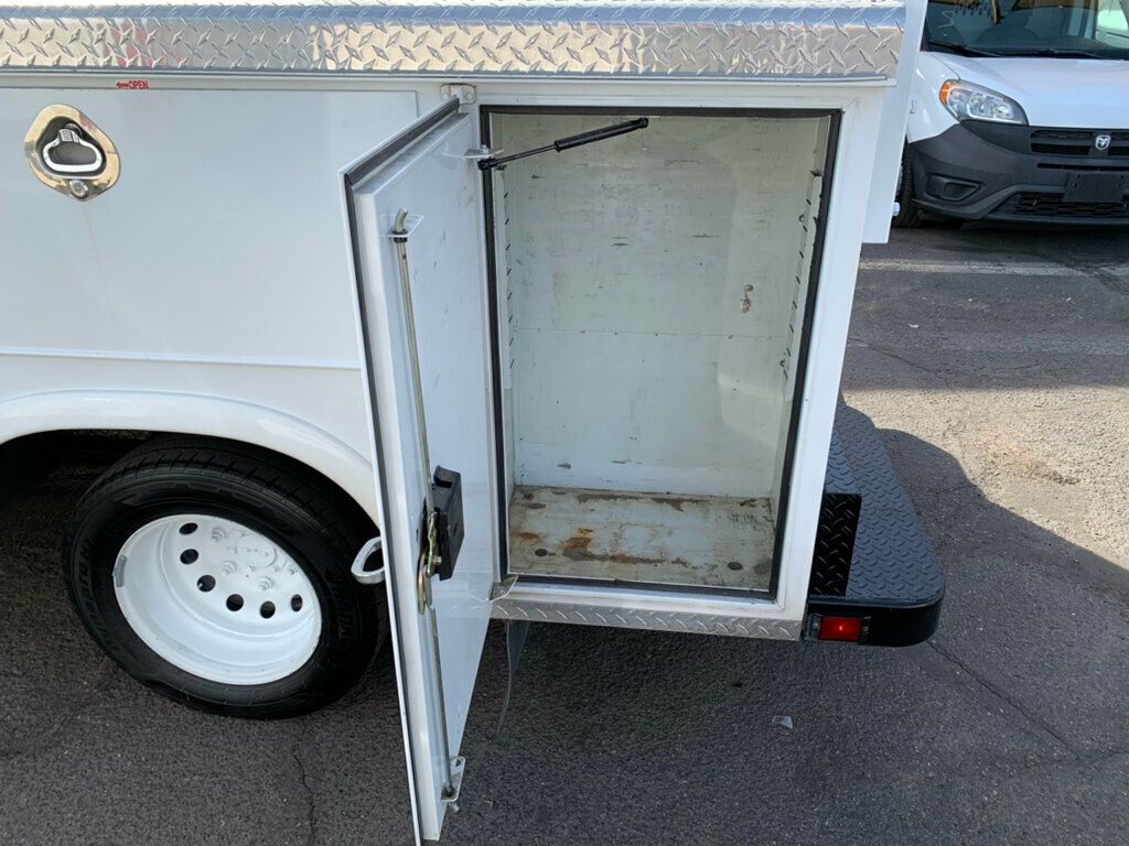 2019 Ford Transit Chassis T-350 HD Chassis Cutaway Dually DRW 138" WB 10360 GVWR 1-OWNER - 22991514 - 27