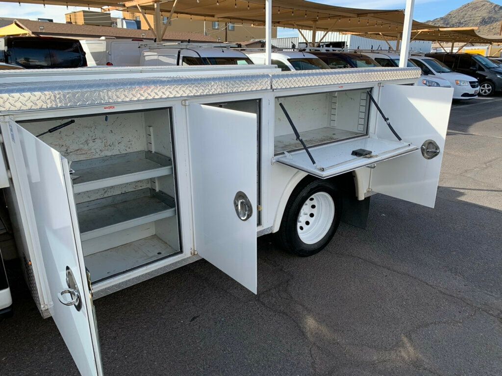 2019 Ford Transit Chassis T-350 HD Chassis Cutaway Dually DRW 138" WB 10360 GVWR 1-OWNER - 22991514 - 28