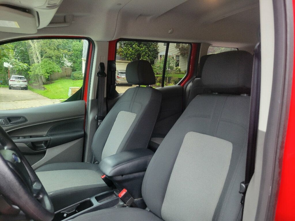 2019 Ford Transit XL Van photo 9
