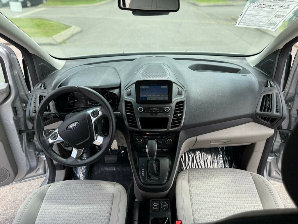 2019 Ford Transit Passenger XLT photo 12