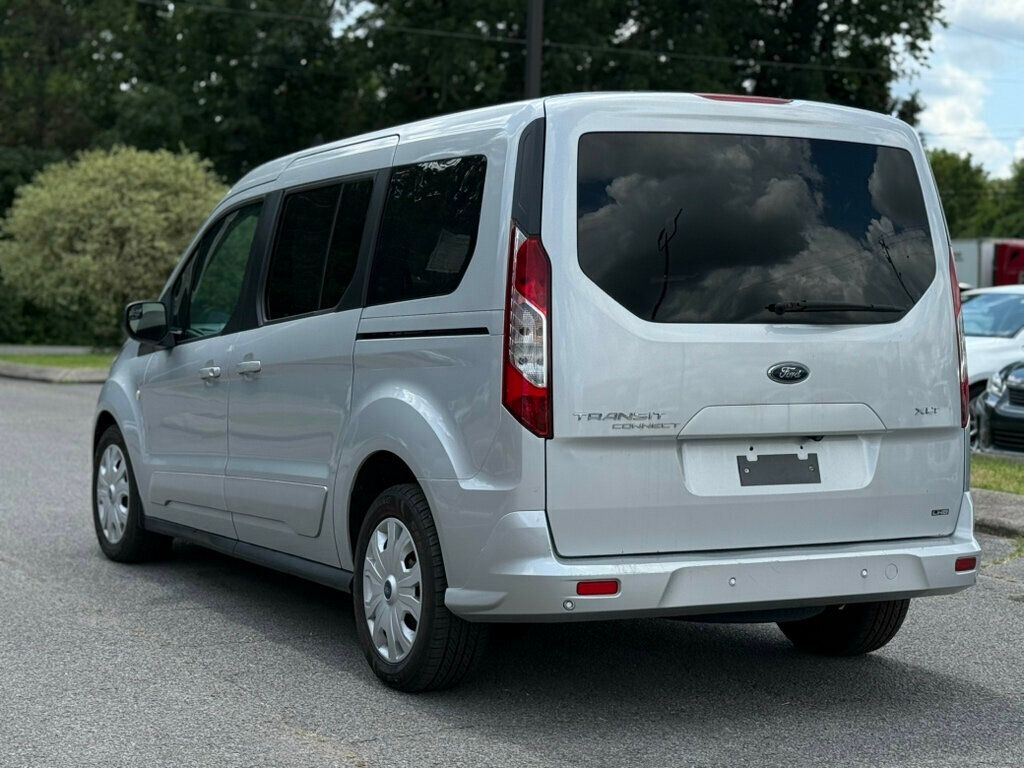 2019 Ford Transit Passenger XLT photo 4