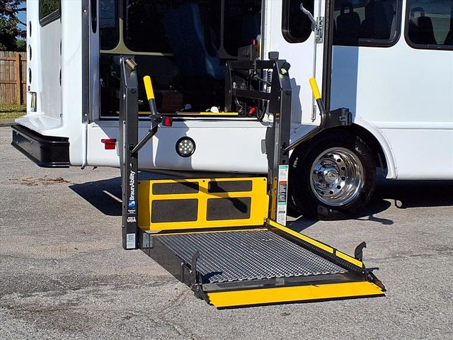 2019 Ford Transit Cutaway T-350 DRW 156" WB 10360 GVWR - 22947585 - 13