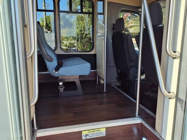 2019 Ford Transit Cutaway T-350 DRW 156" WB 10360 GVWR - 22947585 - 15