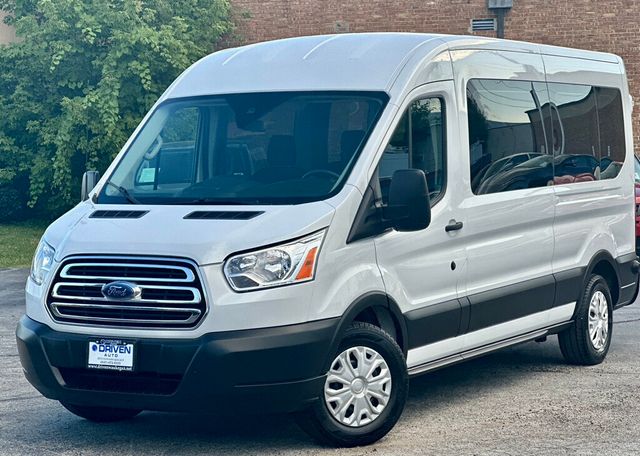 2019 Ford Transit Passenger Wagon T-350 - 22555562 - 0