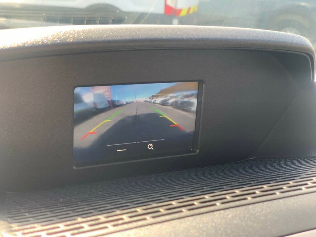 2019 Ford Transit Passenger Wagon T-350 148" Low Roof XLT Swing-Out RH Dr 15-Passenger - 22984106 - 18