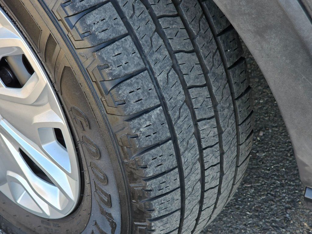 2019 Ford Transit Passenger Wagon T-350 148" Med Roof XLT Sliding RH Dr - 22939773 - 17