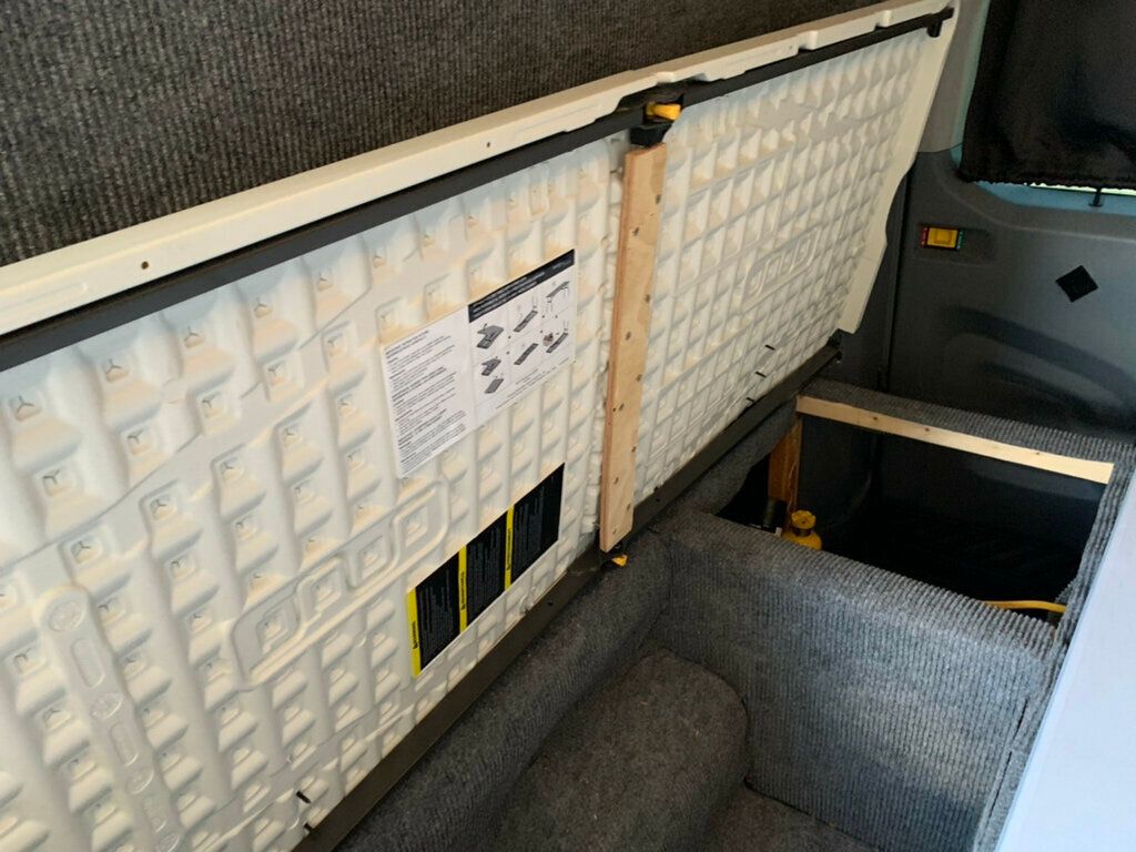2019 Ford Transit Passenger XLT Van photo 12