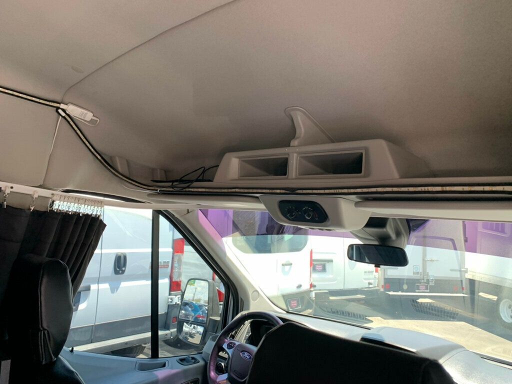 2019 Ford Transit Passenger XLT Van photo 16