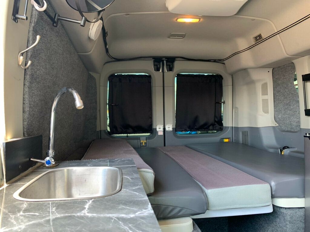 2019 Ford Transit Passenger XLT Van photo 4