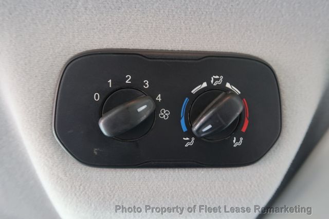 2019 Ford Transit Passenger Wagon Transit 350 Low Roof 15 Passenger Van  XLT - 23026298 - 33