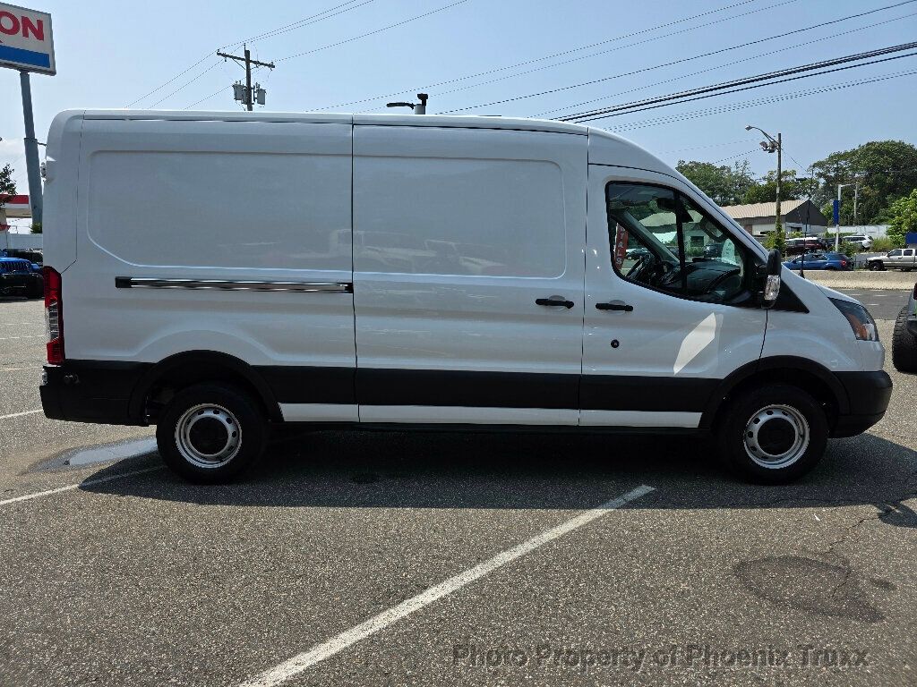 2019 Ford Transit Van photo 4