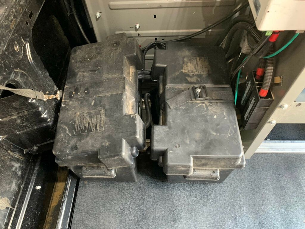 2019 Ford Transit Van T-150 130" Low Rf 8600 GVWR Sliding RH Dr - 23057008 - 17