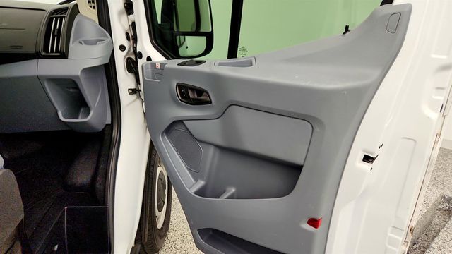 2019 Ford Transit Van T-150 130'' Low Rf 8600 GVWR Sliding RH Dr w/ Shelving, Bulkhead - 23010117 - 26