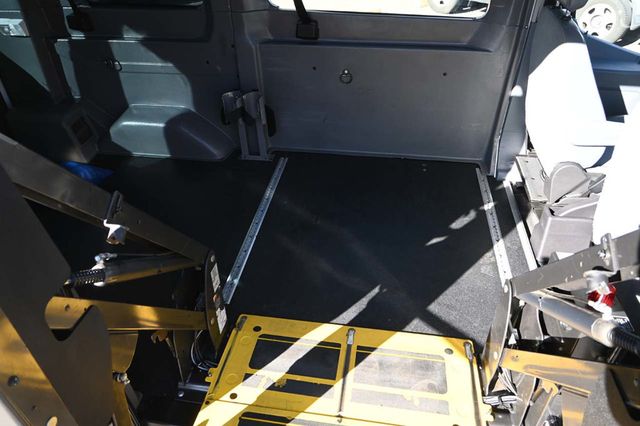 2019 Ford Transit Van T-150 130" Med Rf 8600 GVWR Sliding RH Dr - 23009413 - 18