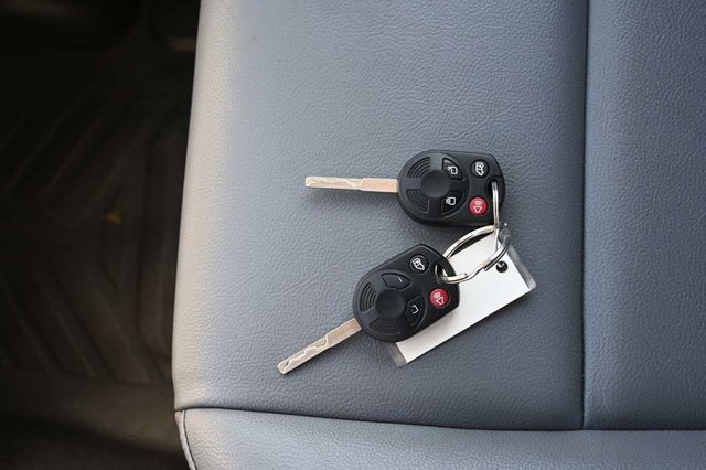 2019 Ford Transit Van T-150 130" Med Rf 8600 GVWR Sliding RH Dr - 23009413 - 35